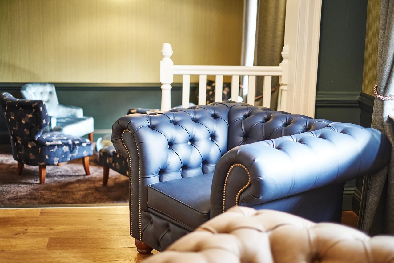 The Chequers Hotel Newbury  Buitenkant foto